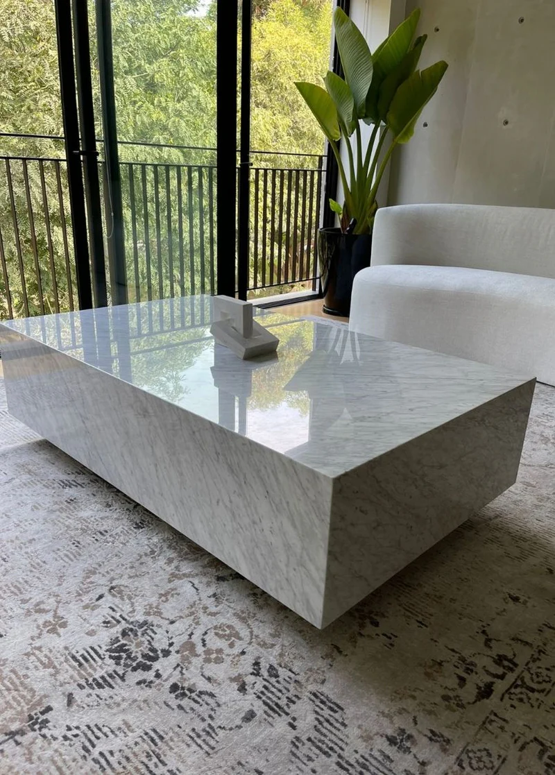 Mobiliario en mármol GRUMEX